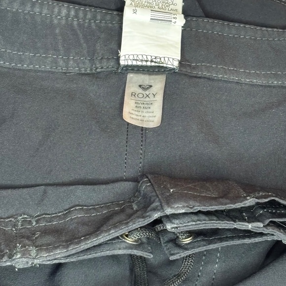 Boardshorts (Roxy) - Picture 2 of 3